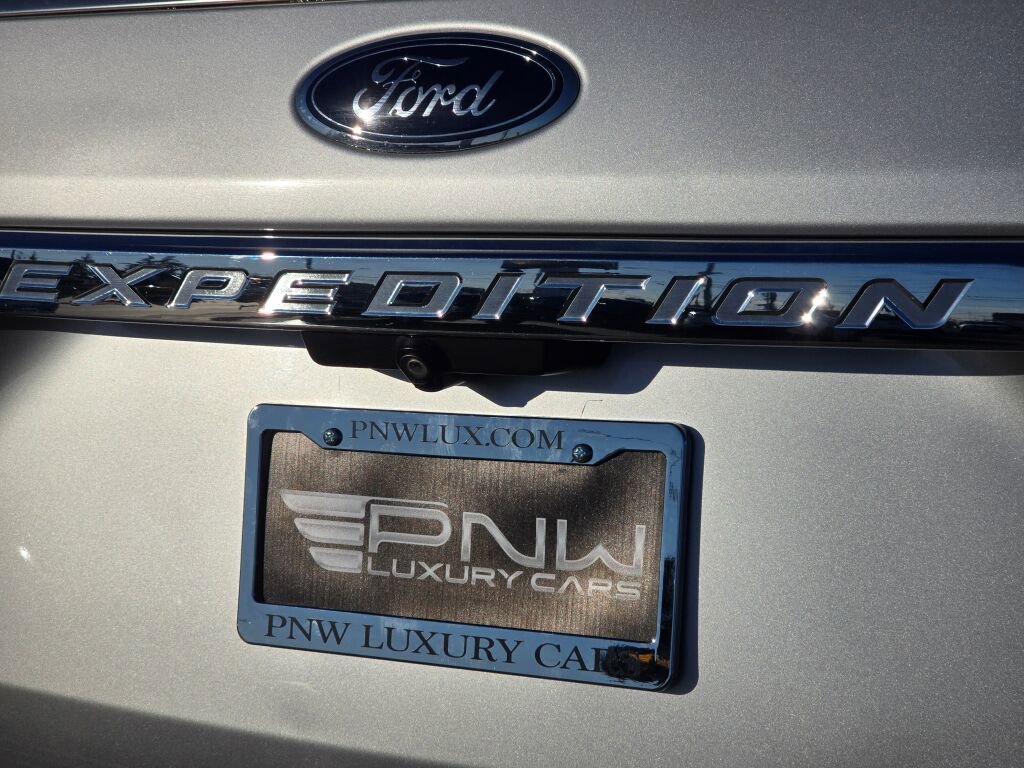 Used 2019 Ford Expedition Max Limited image 14