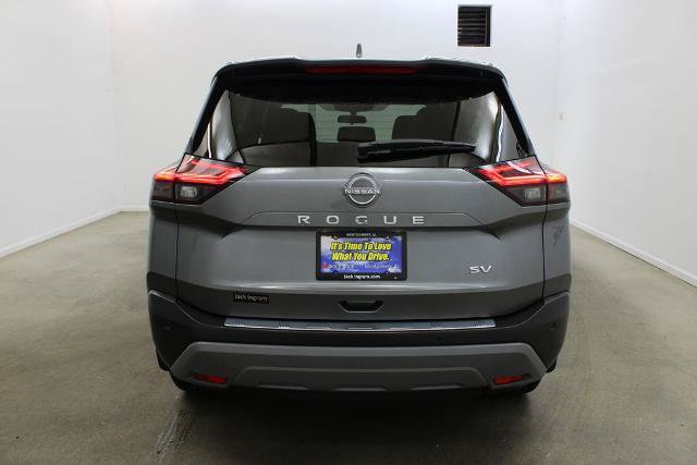 Certified 2022 Nissan Rogue SV FWD image 4