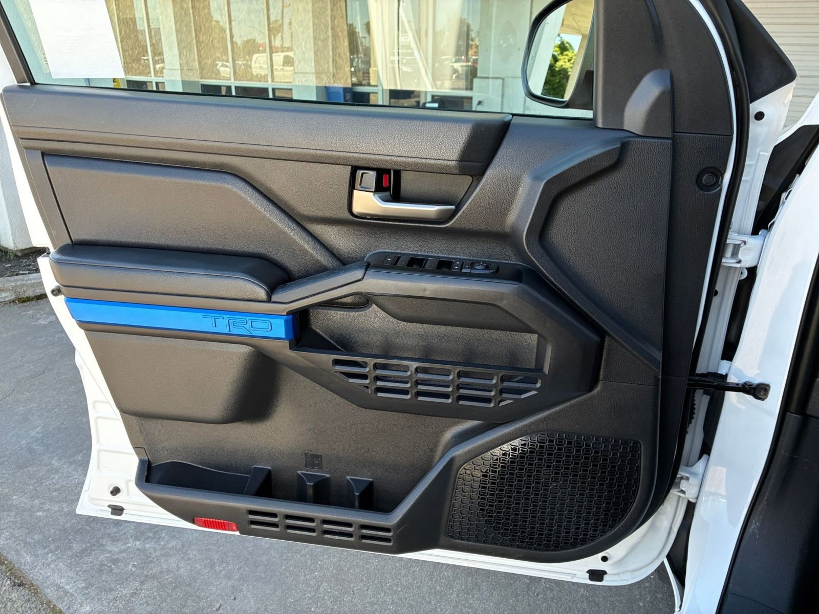 Used 2024 Toyota Tacoma TRD Sport image 18