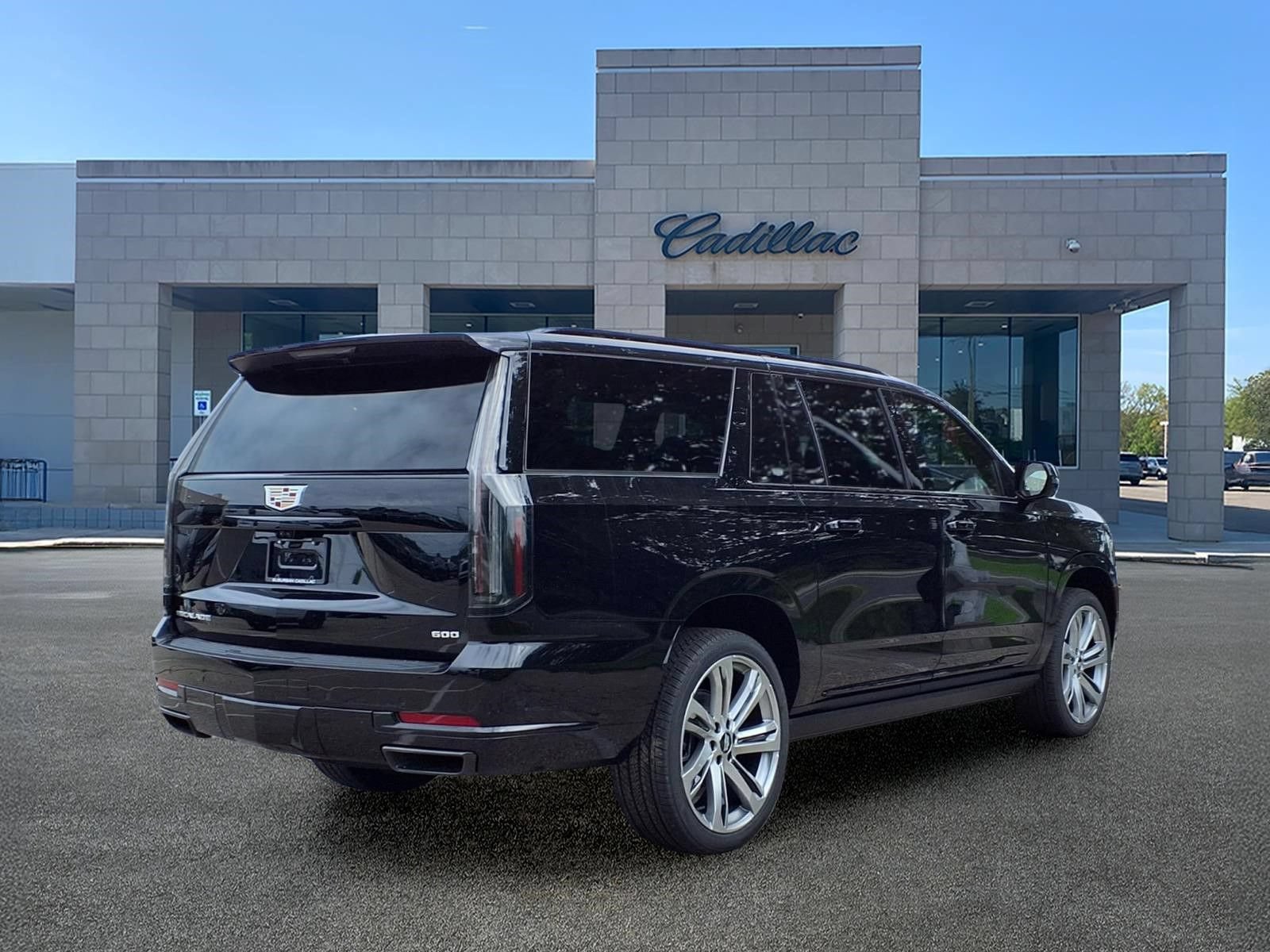 New 2026 Cadillac Escalade ESV Sport w/ Touring Package AWD/4WD image 4