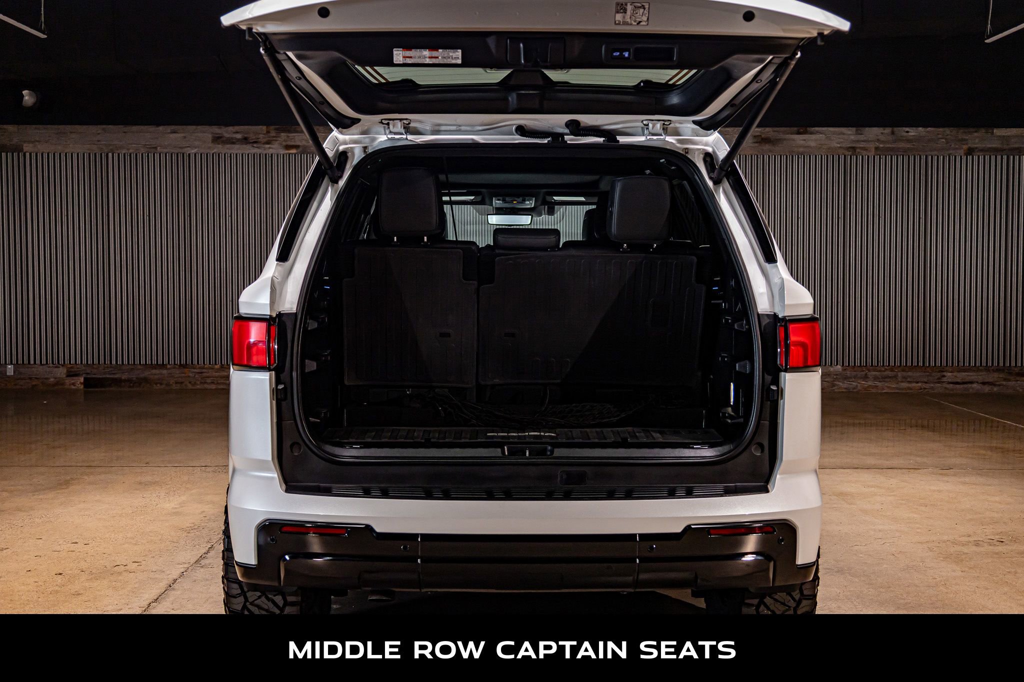 Used 2024 Toyota Sequoia Platinum image 9