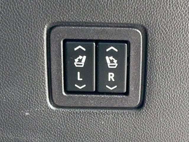Used 2022 Chevrolet Traverse High Country AWD/4WD image 23