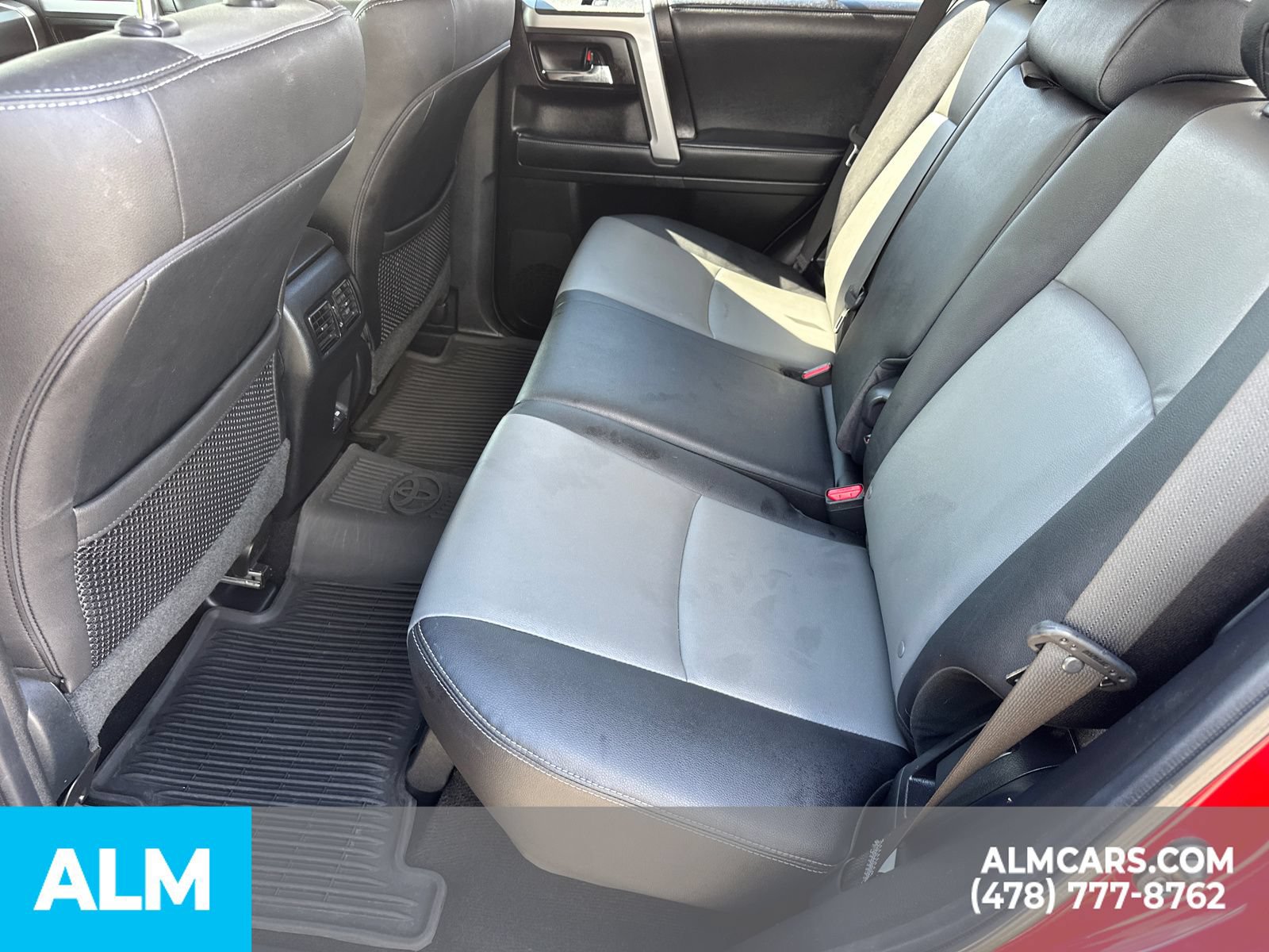 Used 2023 Toyota 4Runner SR5 Premium w/ Moonroof Package RWD image 23