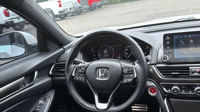 Used 2018 Honda Accord Sport image 22