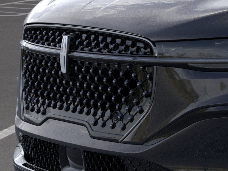 New 2026 Lincoln Nautilus Reserve w/ Jet Appearance Package AWD/4WD image 17