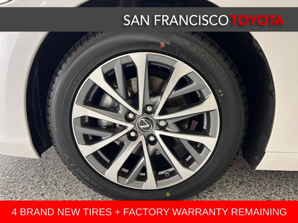 Used 2024 Lexus ES 350 w/ Accessory Package (Z1) FWD image 9