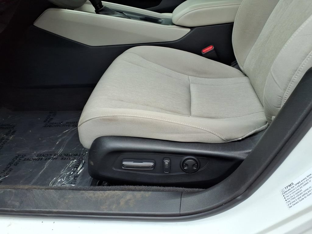 Used 2023 Honda Accord EX image 15