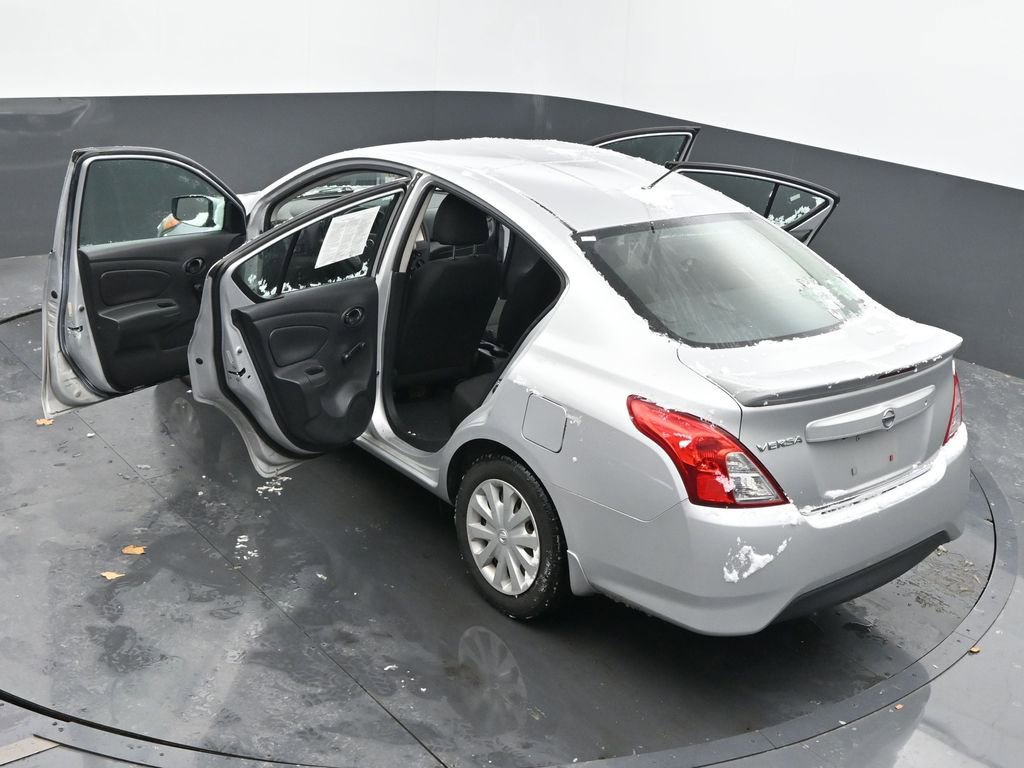 Used 2019 Nissan Versa S Plus image 57