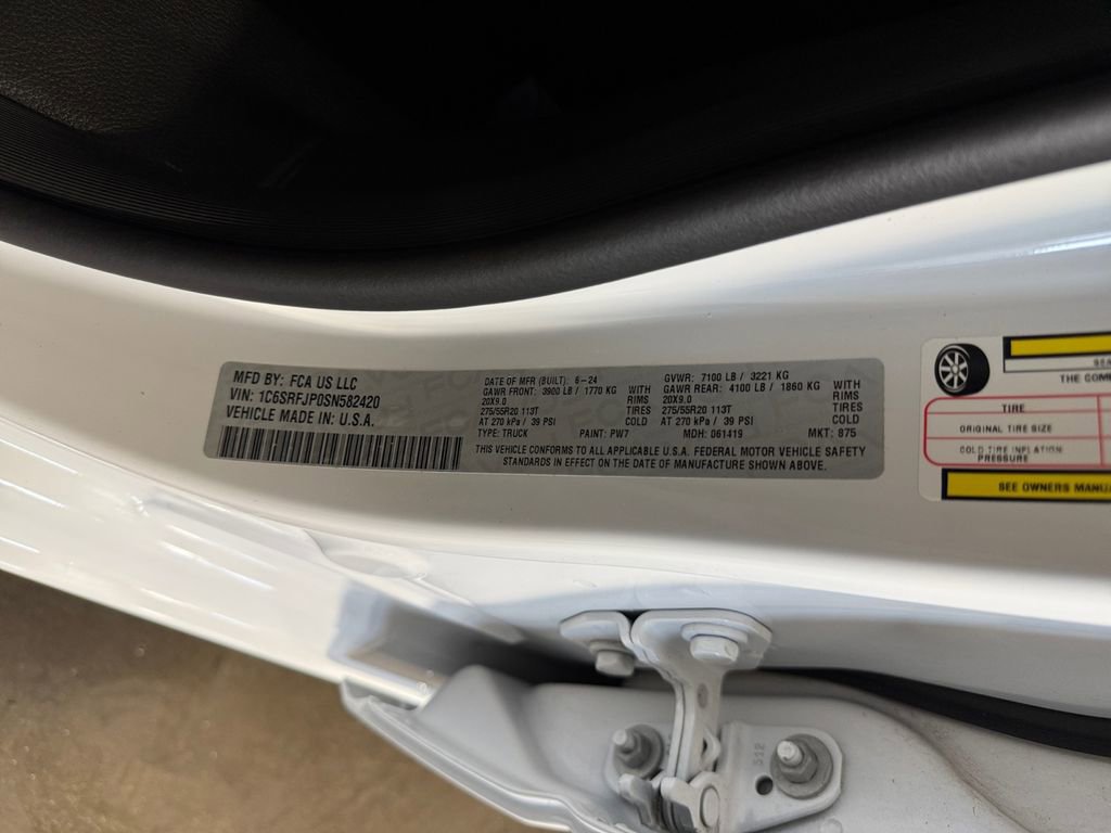 Used 2025 RAM 1500 Laramie w/ Sport Appearance Package image 31