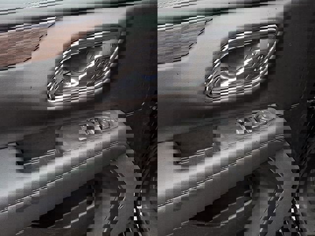 Used 2023 Chevrolet Tahoe LS image 23