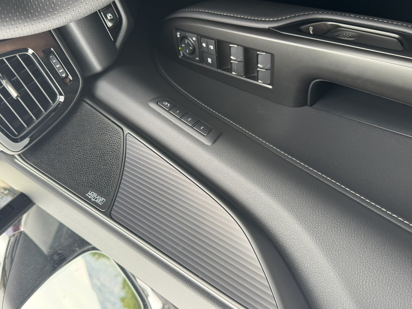 New 2026 Lexus NX 350h F Sport AWD/4WD image 14