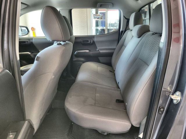 Used 2019 Toyota Tacoma SR5 RWD image 22