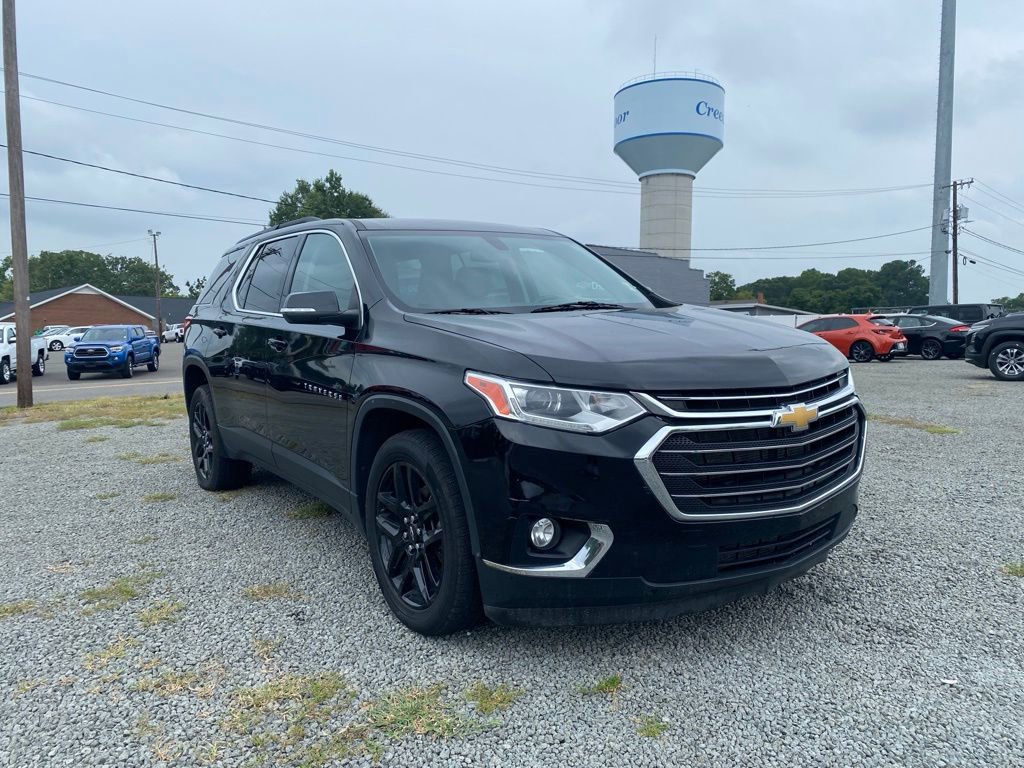 Used 2021 Chevrolet Traverse LT