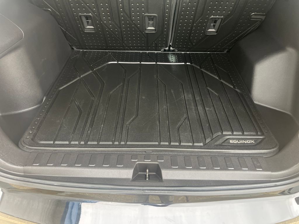 Certified 2024 Chevrolet Equinox RS w/ LPO, Floor Liner Package image 25