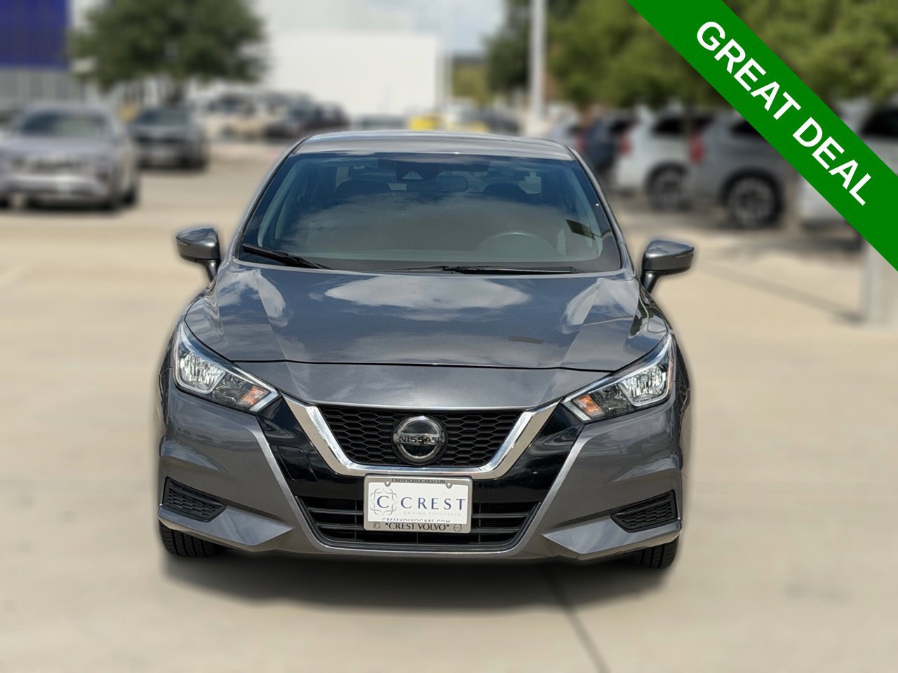 Used 2021 Nissan Versa SV FWD image 3