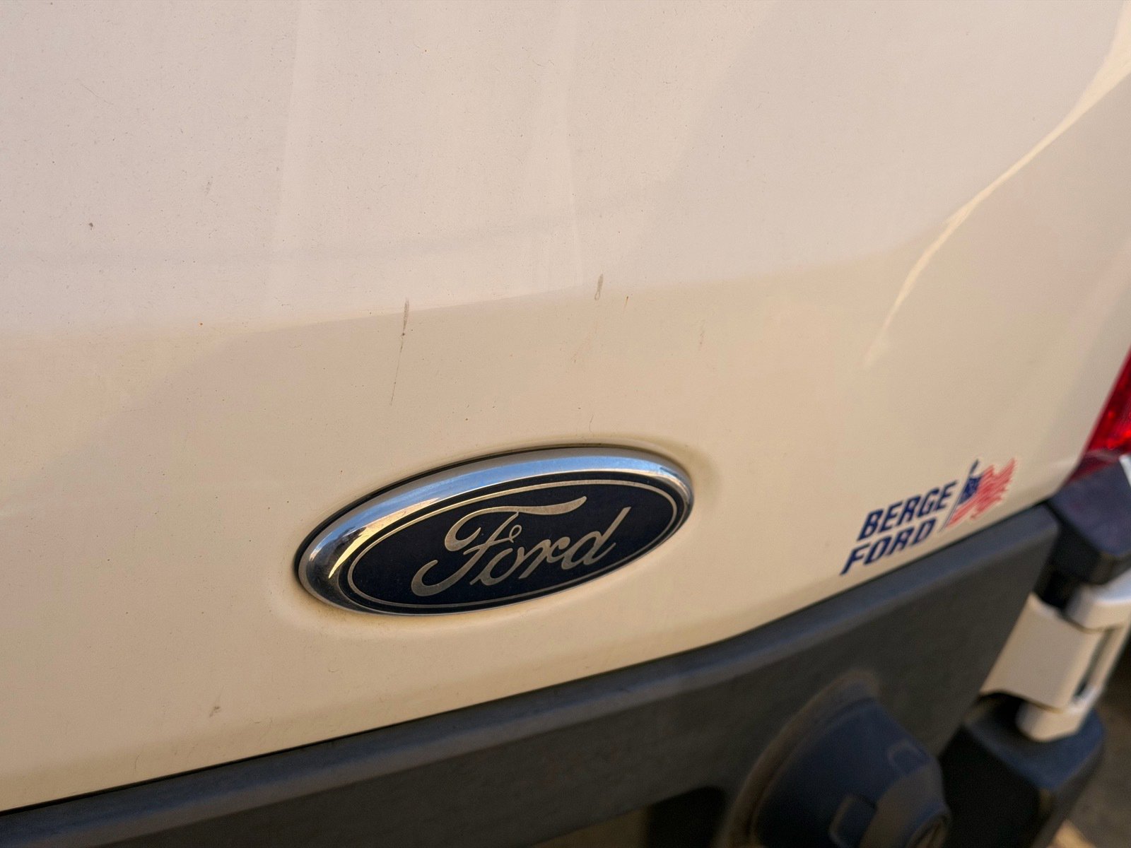 Used 2017 Ford Transit 350 XLT image 9