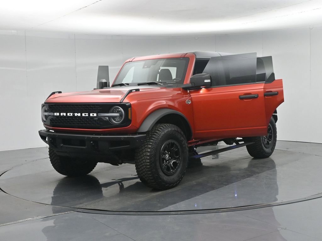 Used 2023 Ford Bronco Wildtrak image 34