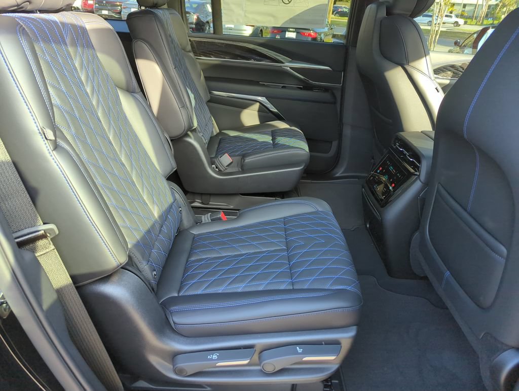 New 2026 Cadillac Escalade IQ Luxury 1 AWD/4WD image 35