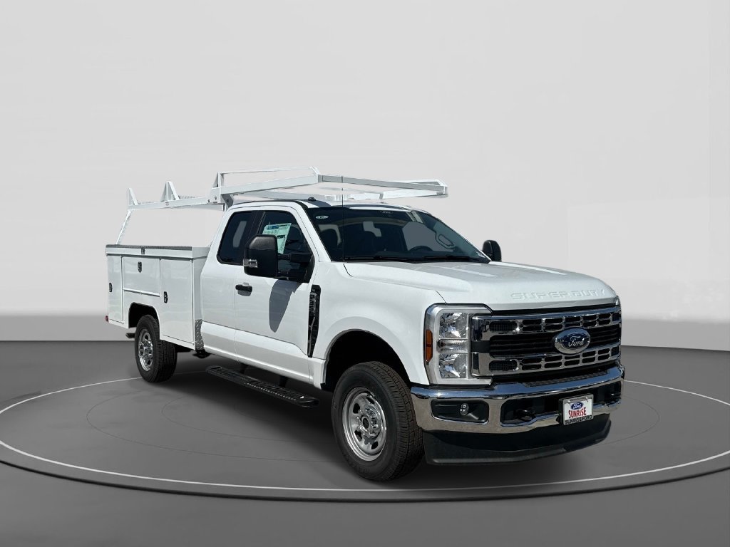 New 2026 Ford F350 XL w/ XL Chrome Package AWD/4WD image 3