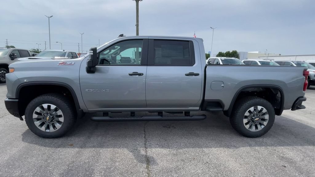 New 2026 Chevrolet Silverado 2500 Custom w/ Custom Value Package AWD/4WD image 7