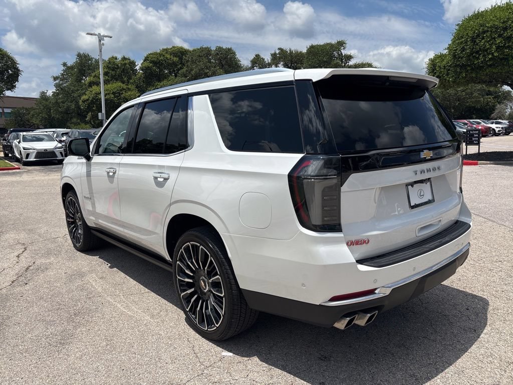 Used 2025 Chevrolet Tahoe High Country AWD/4WD image 3