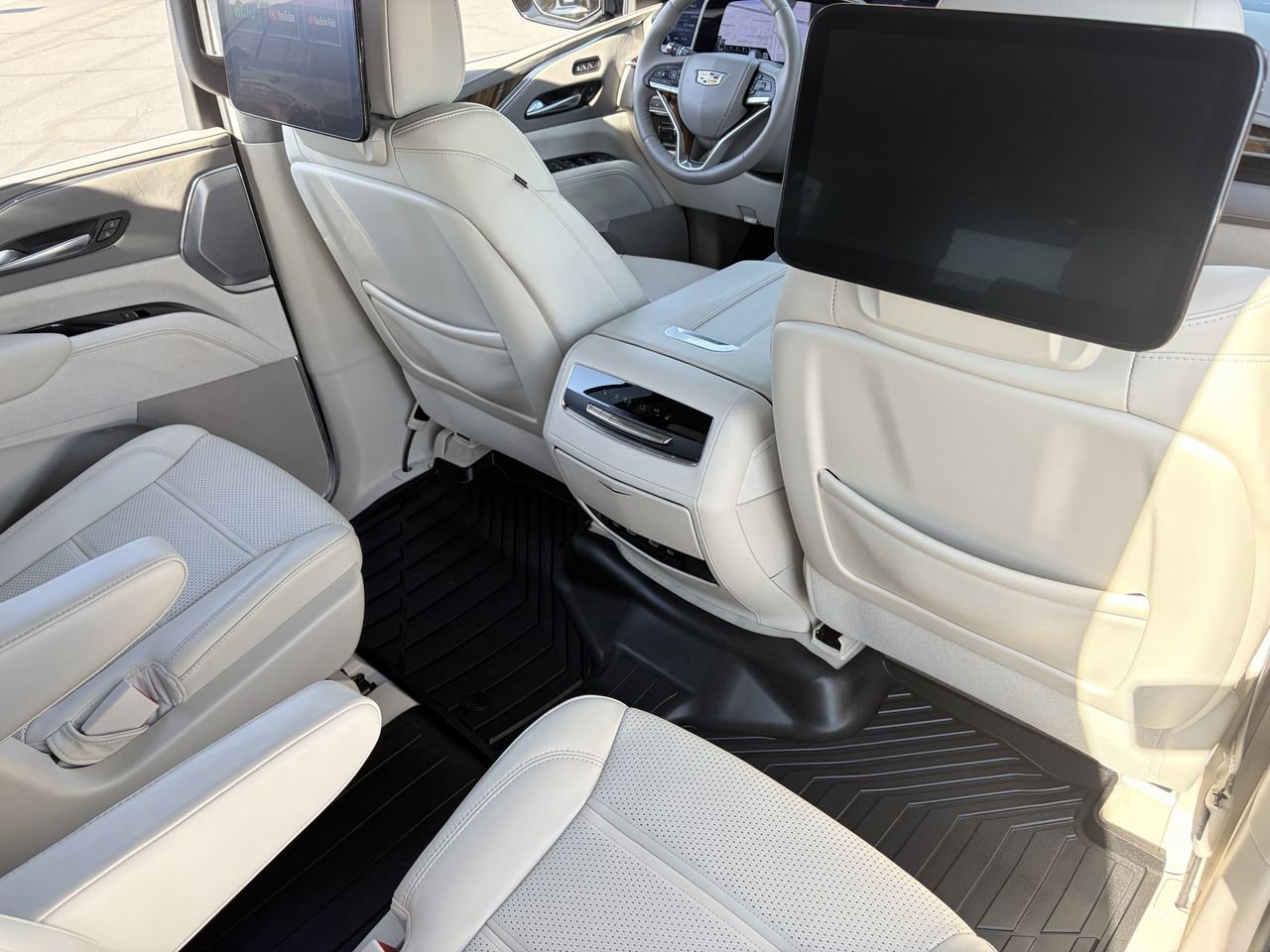 Certified 2024 Cadillac Escalade ESV Sport Platinum w/ LPO, ONYX Package image 15