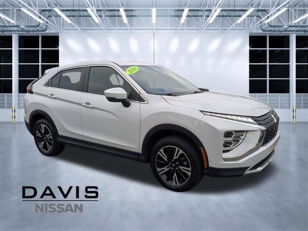 Used 2024 Mitsubishi Eclipse Cross SE image 1