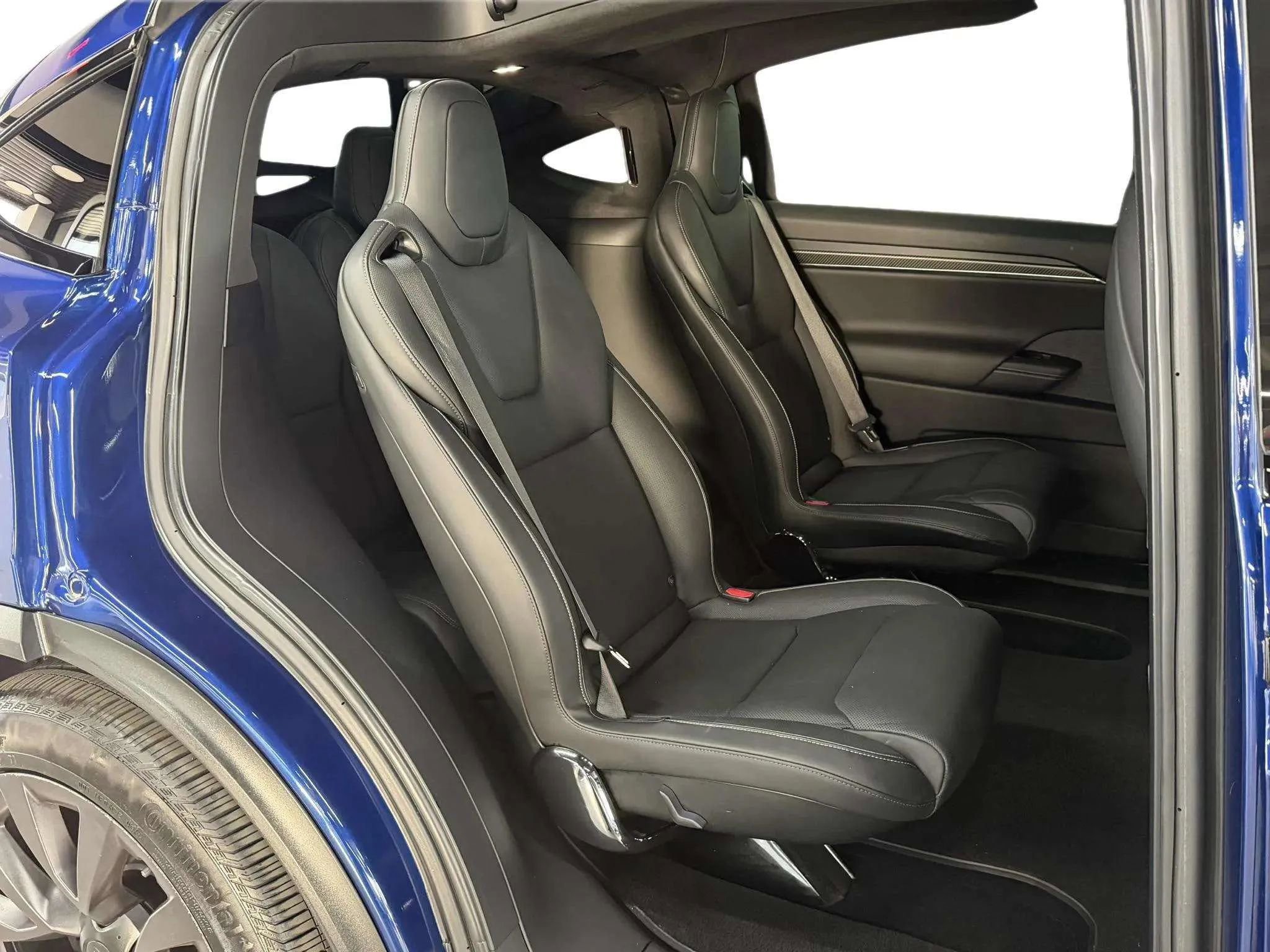 Used 2022 Tesla Model X Plaid image 22