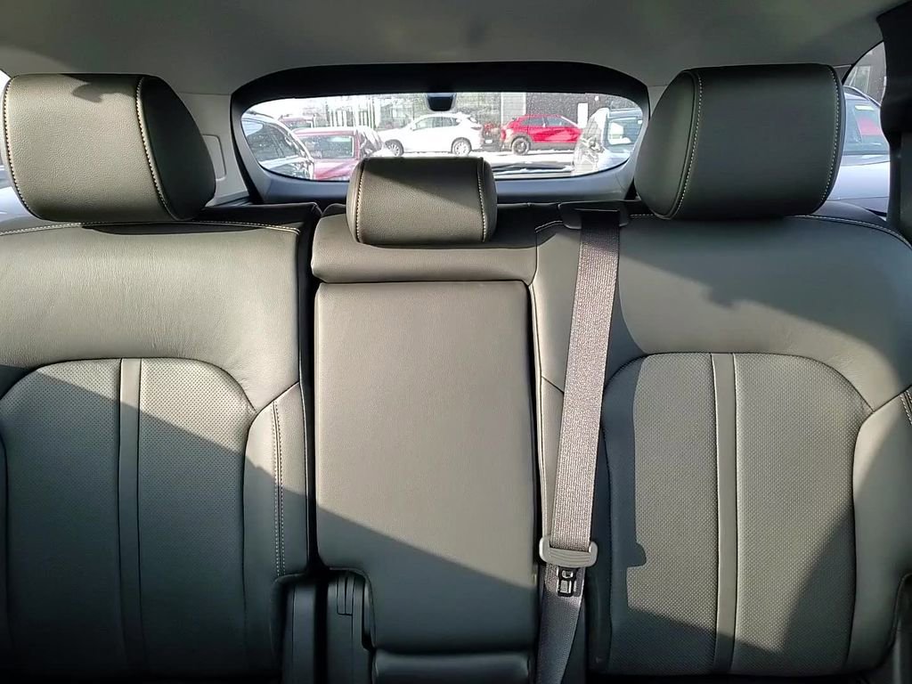 Certified 2023 MAZDA CX-5 Carbon Edition image 24