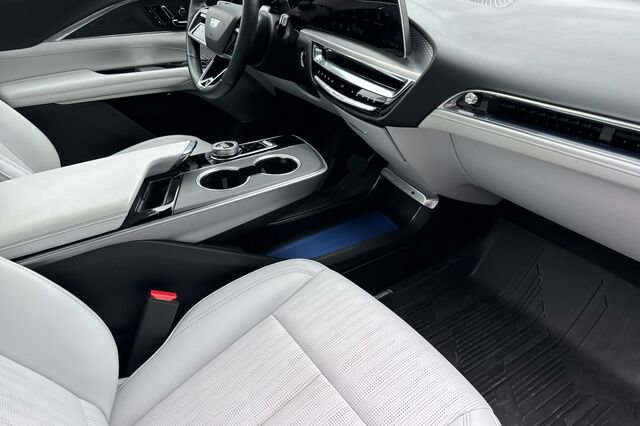 Certified 2024 Cadillac Lyriq Sport w/ LPO, Floor Liner Package AWD/4WD image 16