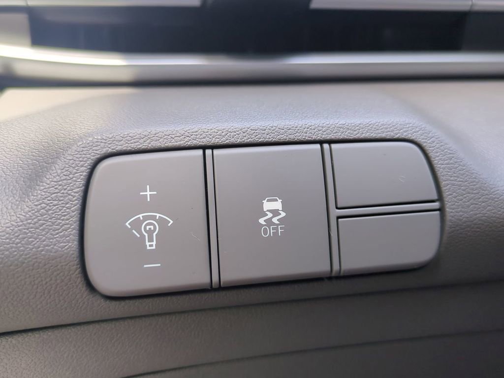 New 2026 Hyundai Elantra SEL Sport image 26