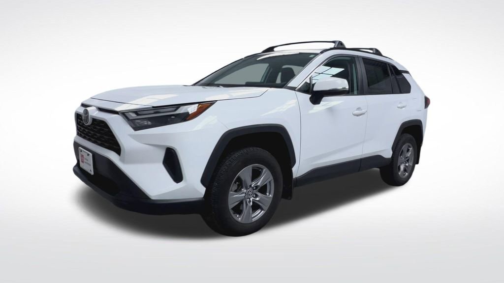 Certified 2023 Toyota RAV4 XLE w/ Convenience Package AWD/4WD image 5