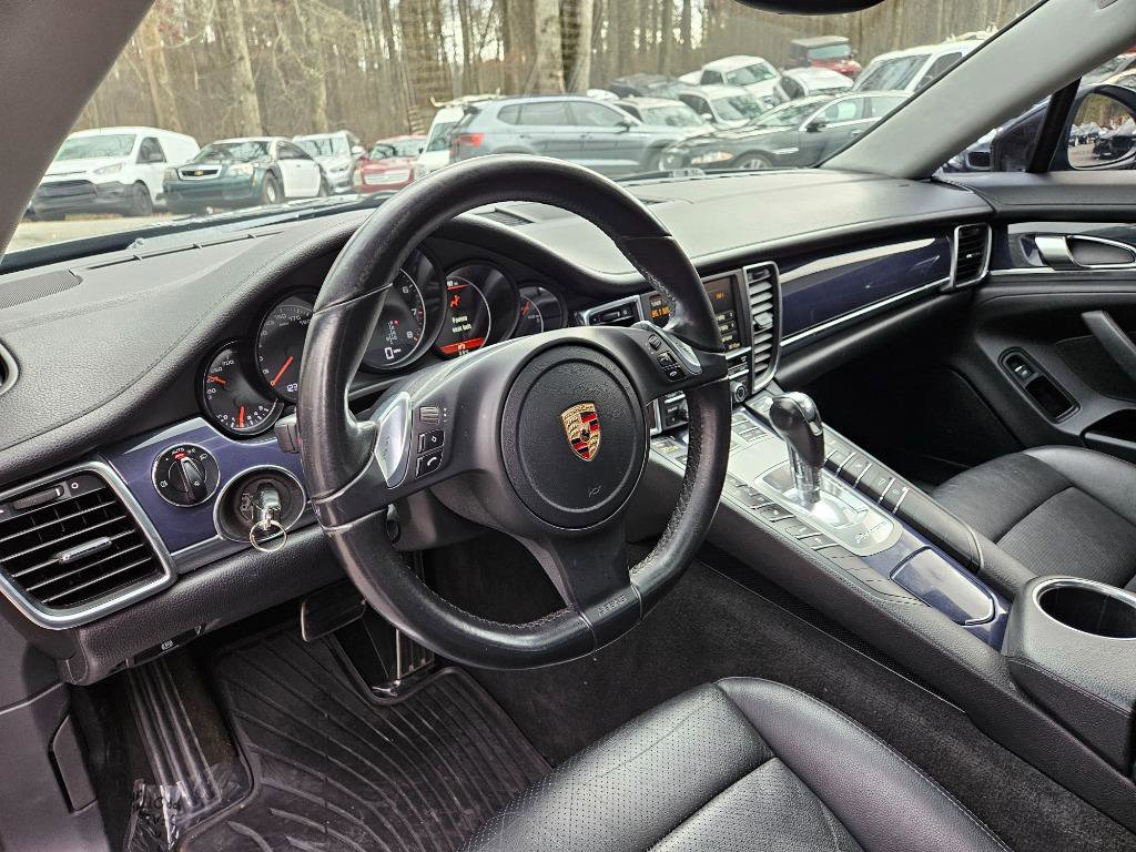 Used 2012 Porsche Panamera 4 image 12