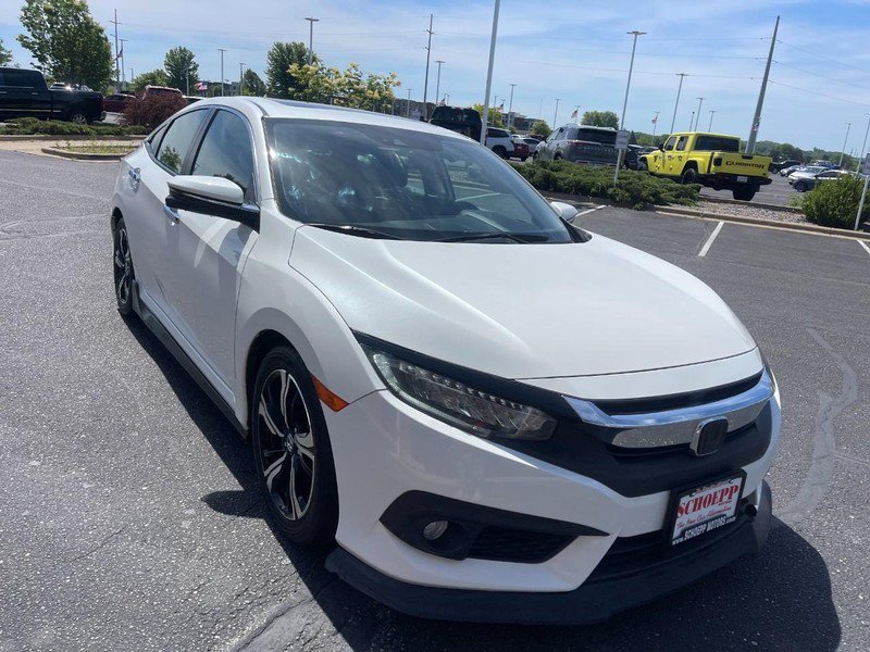 Used 2017 Honda Civic Touring image 7