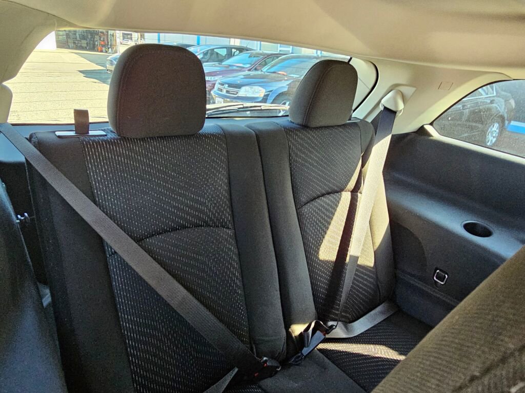 Used 2019 Dodge Journey SE image 17