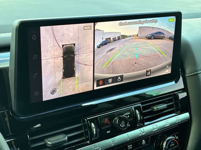 Used 2026 Nissan Pathfinder SL w/ SL Premium Package FWD image 32