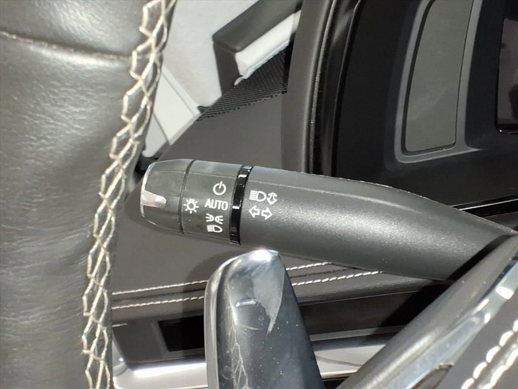 Used 2020 Chevrolet Corvette Stingray Premium Cpe w/ 3LT Preferred Equipment Group image 30