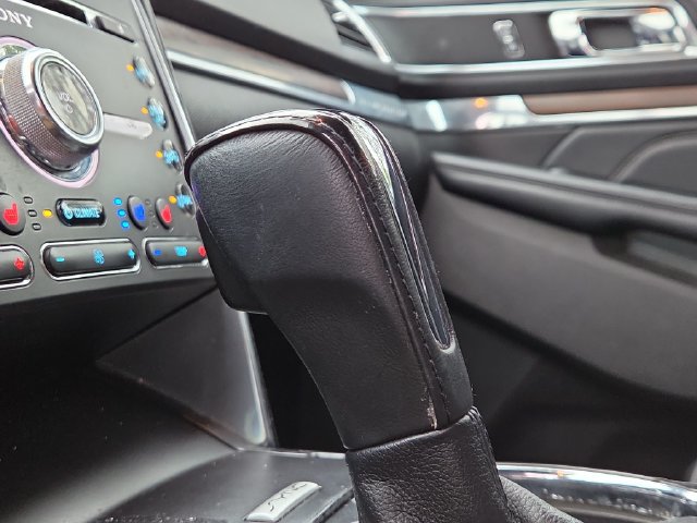 Used 2017 Ford Explorer Limited AWD/4WD image 14