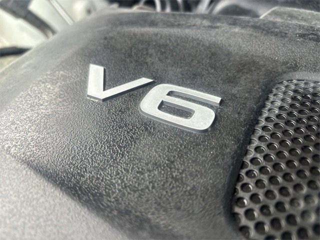 Certified 2022 Nissan Pathfinder SV image 28