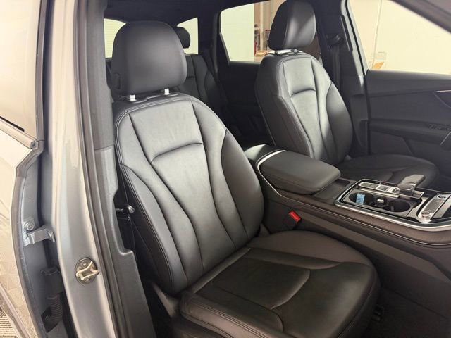 Used 2023 Audi Q7 2.0T Premium Plus w/ Premium Plus Package image 24