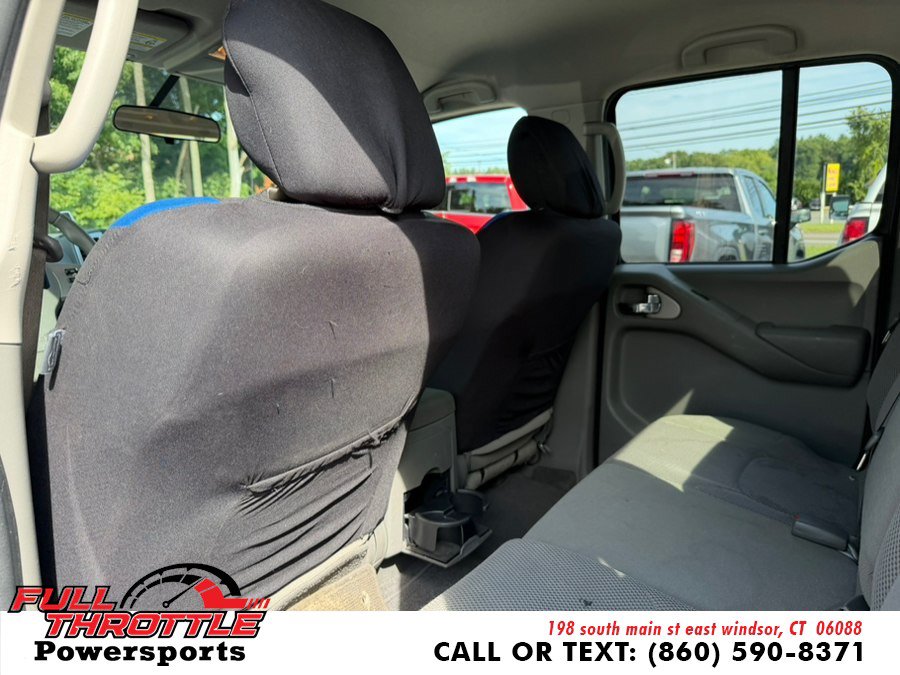 Used 2018 Nissan Frontier SV AWD/4WD image 17