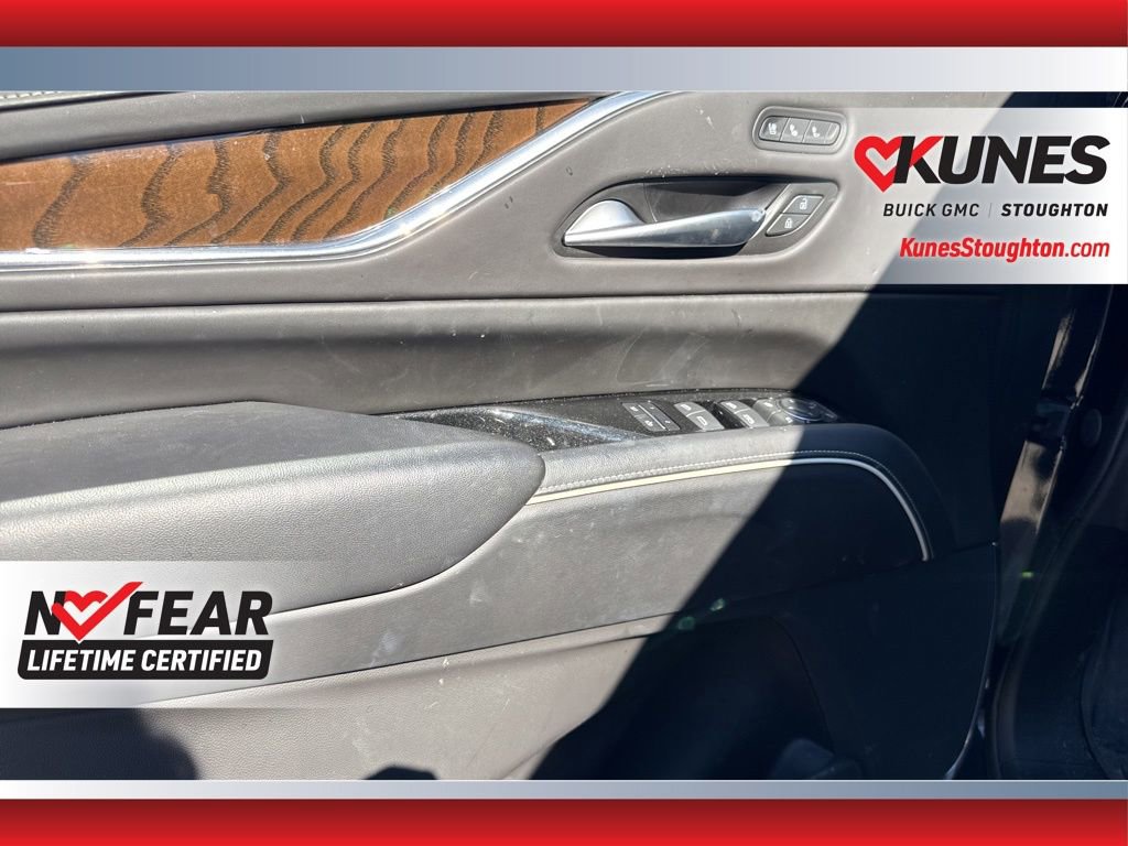 Used 2023 Cadillac Escalade Premium Luxury Platinum w/ Heavy-Duty Trailer Package image 19