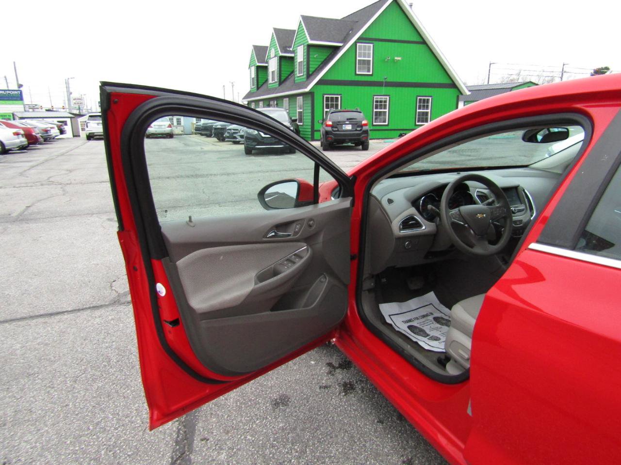 Used 2016 Chevrolet Cruze LT w/ Convenience Package image 16