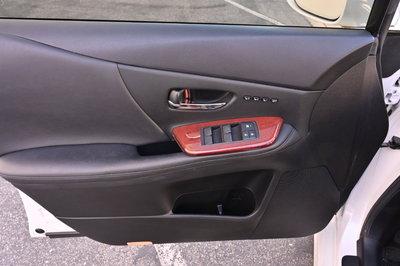 Used 2010 Lexus HS 250h Premium image 24