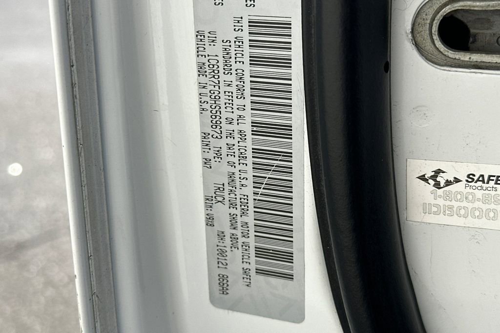 Used 2017 RAM 1500 Express image 27