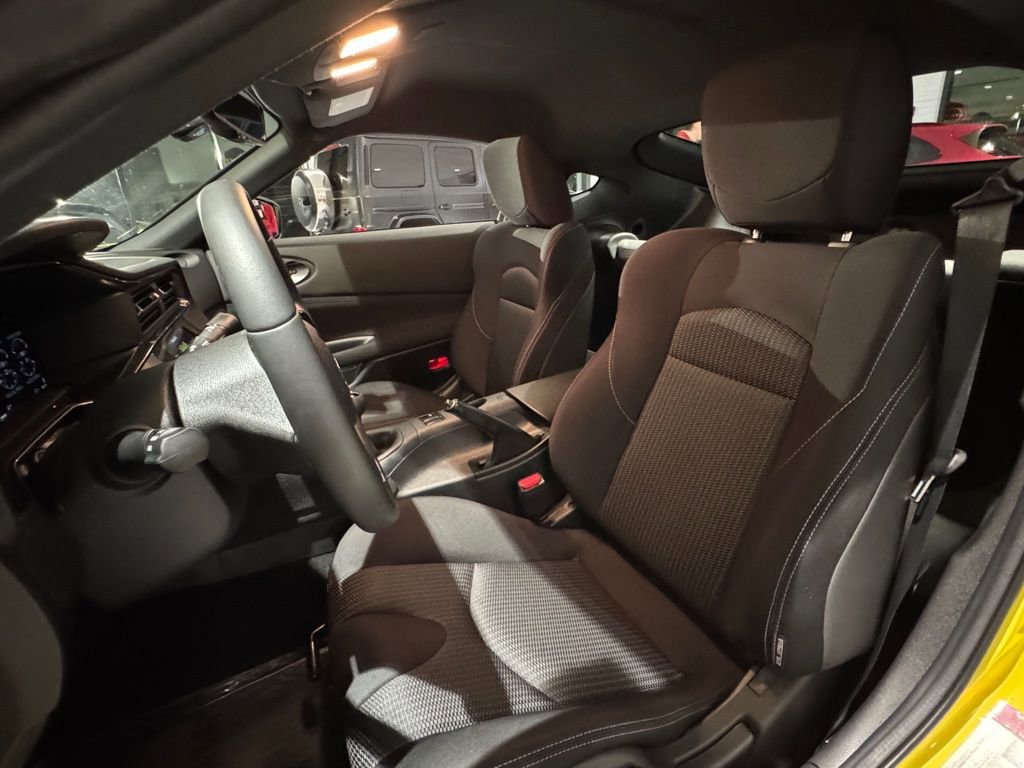 Certified 2024 Nissan Z Sport w/ Floor Mat Package image 32