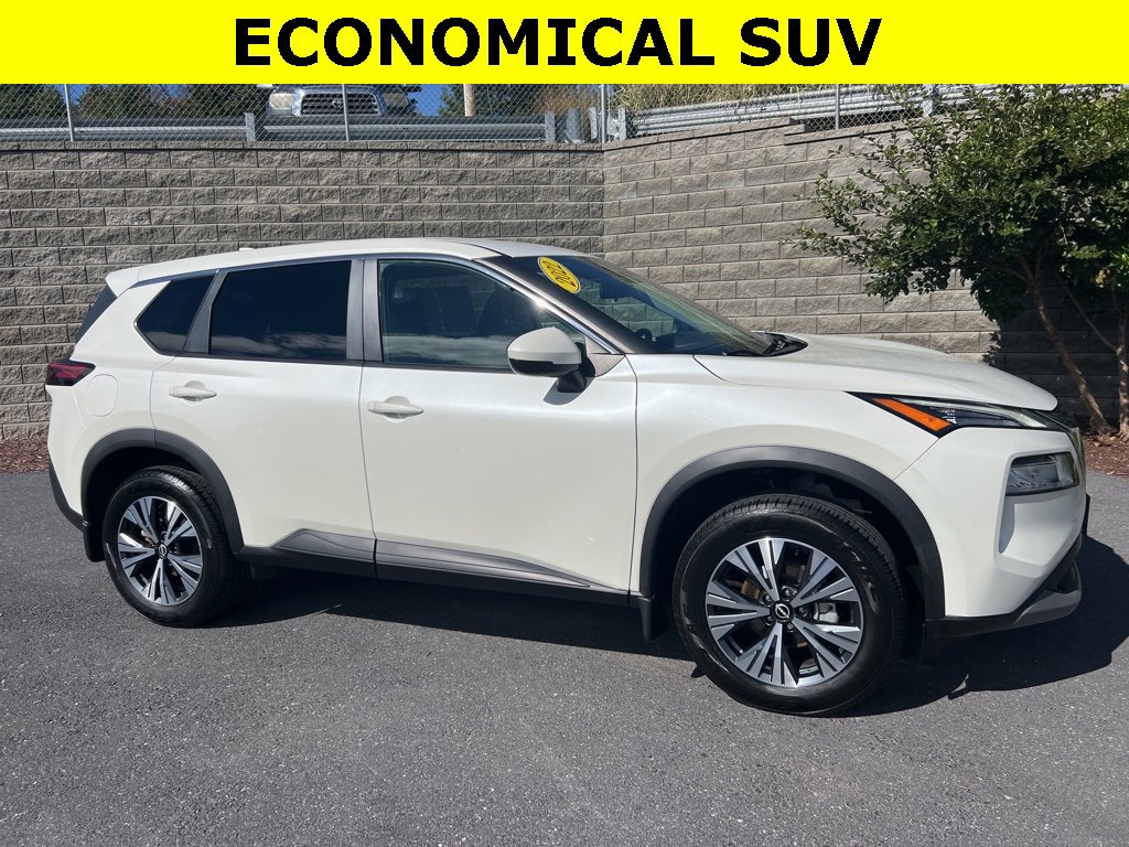 Used 2022 Nissan Rogue SV image 1