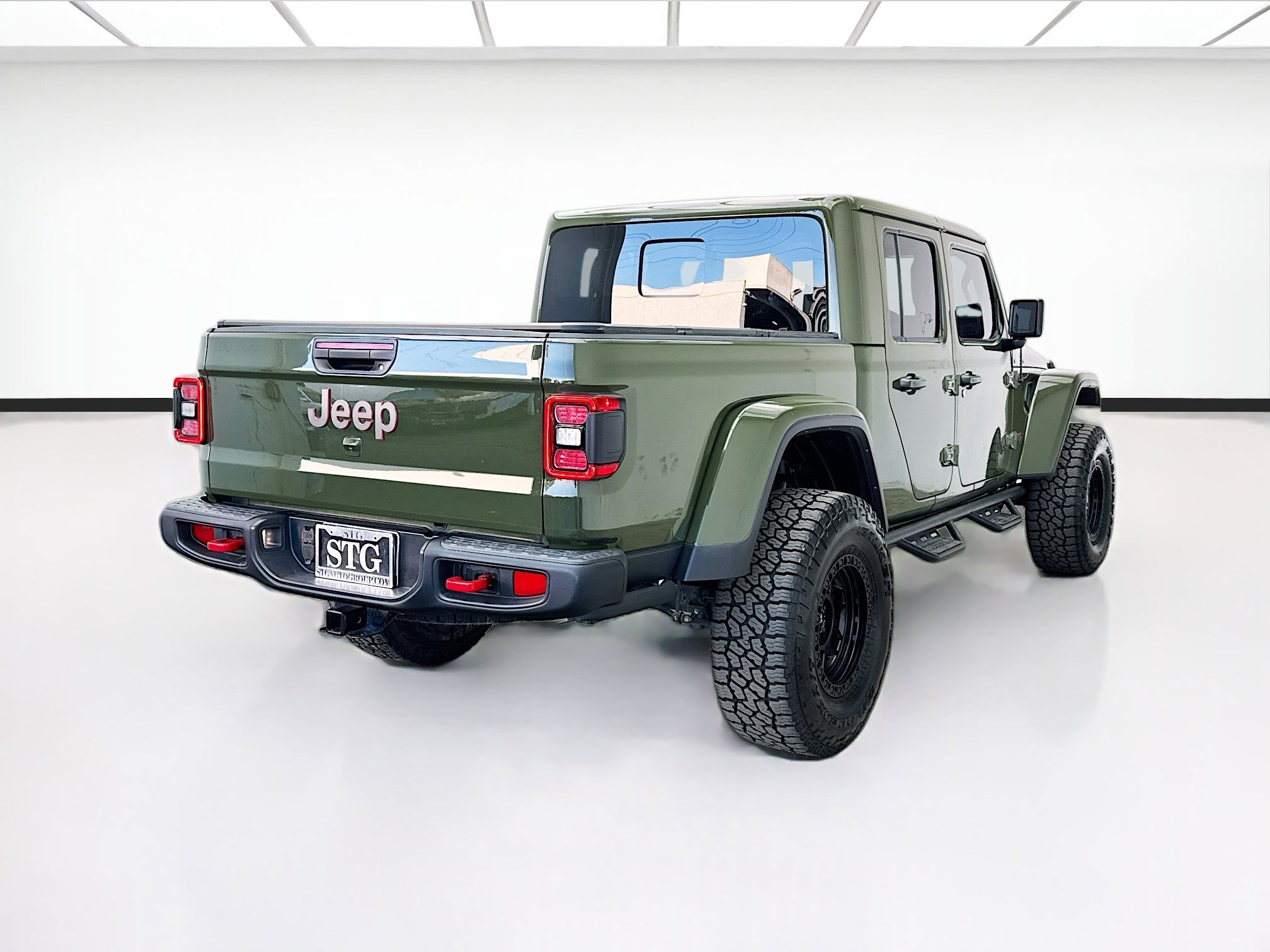 Used 2022 Jeep Gladiator Rubicon w/ LED Lighting Group AWD/4WD image 4