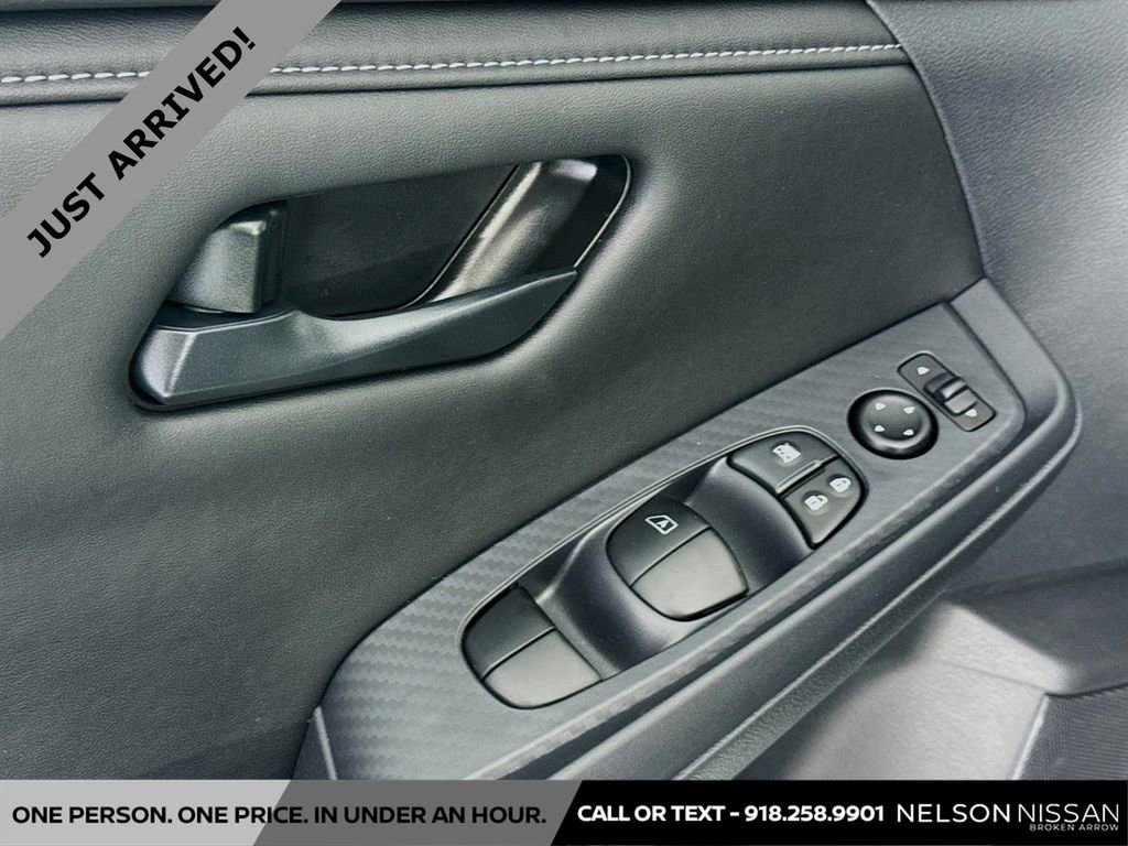 Certified 2025 Nissan Sentra S image 17