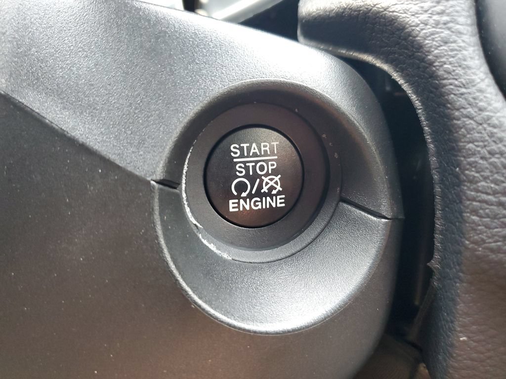 Used 2020 Jeep Compass Sport w/ Cold Weather Group AWD/4WD image 22